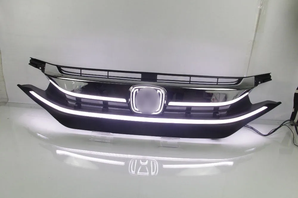Решетка переднего бампера для honda civic 10th