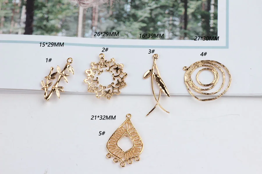 Женские серьги гвоздики из чистой меди с золотым геометрическим