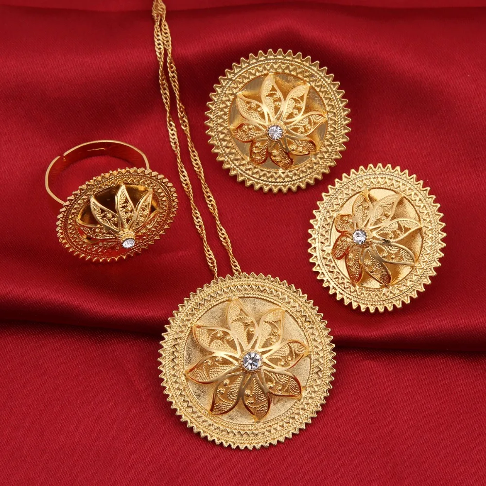Комплект из колье и серёг с подвеской кольцом|ethiopian jewellery|gold flower setflower set |