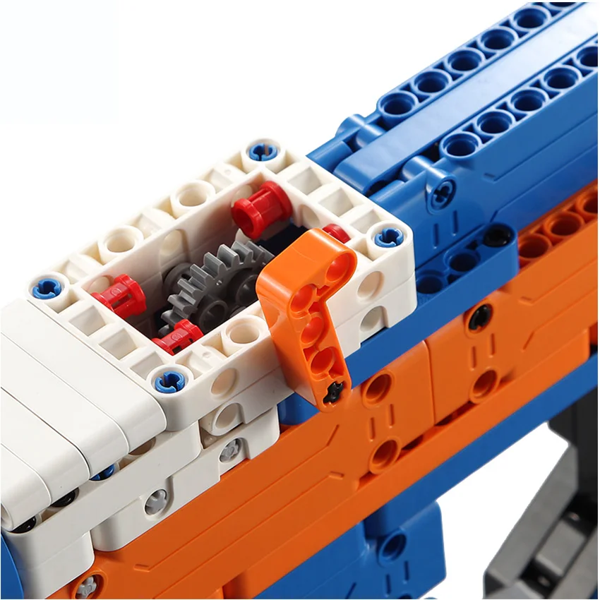 581PCS DIY Building Gun Stacking Blocks Toys P90 Submachine Model Parent Interactive Playset Kit Compatible Legos Gift for Boy