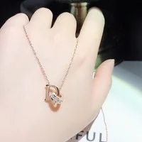 YUN-RUO-2018-Rose-Gold-Color-Fashion-D-Letter-Zircon-Pendant-Necklace-Titanium-Steel-Jewelry-Woman.jpg_200x200