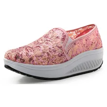 Женские лоферы летняя повседневная женская обувь на платформе лето с сияющими блестками Кружево лианы слипоны Туфли без каблуков удобная обувь на танкетке p5d28