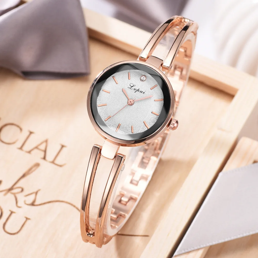 

Crystal Style Gold Watch Women Rhinestone Quartz Wristwatches Ladies Gold Thin Chain Bracelet Watch Clock Casual Watches N55