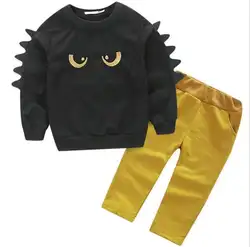 Детский комплект одежды для мальчиков осень 2017 г. комплект из 2 предметов с рисунком черные глаза Топы желтый тенденция штаны модные