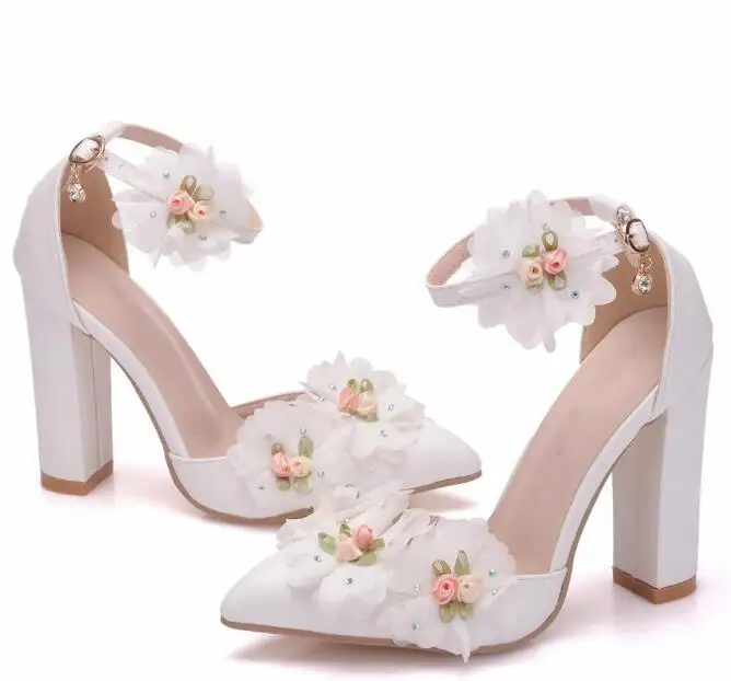 Белые свадебные туфли с цветочным принтом; повседневные женские туфли с острым носком; женские босоножки; большой размер 41; женские туфли-лодочки на высоком каблуке