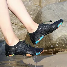 Летняя обувь для воды мужские пляжные сандалии спортивная обувь мужская быстросохнущая река море тапочки дайвинг носки для купания Tenis Masculino