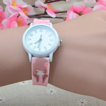 

Cute Quartz Wrist Watch with Silicone Strap Colorful Cartoon Luminous Casual Watches LXH