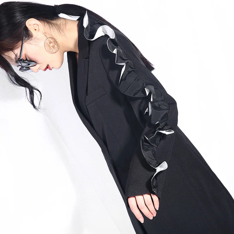 

LANMREM 2019 High Quality Design Style Patchwork Ruffles Black Blazers For Women Spring Fashion Personality Notched Jacket RA150