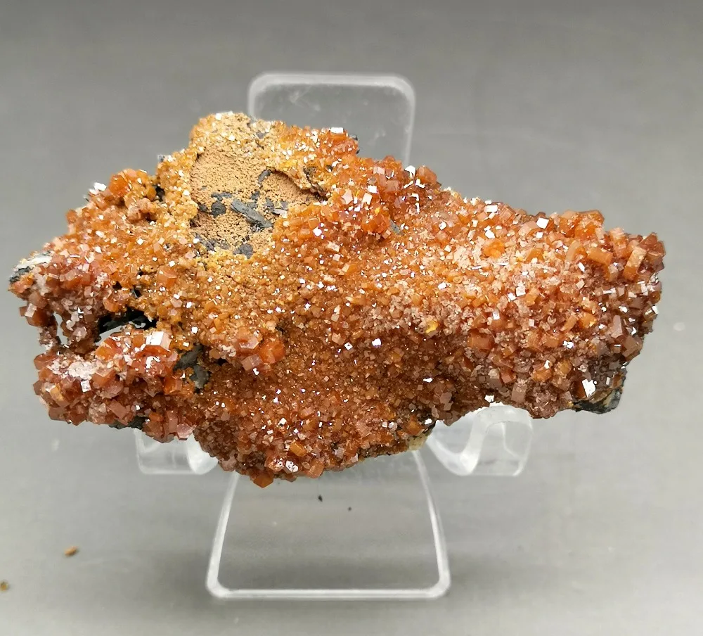 

92g Natural Vanadinite Feldspar mineral quartz crystal specimen Collection Stone and crystal send box