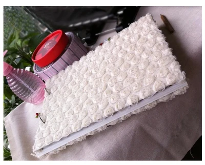 

White Princess Disease 29.7*21CM Handmade Linen With High Density Dimensional Flowers 2 Ring Wire Binding Sticky Type Album
