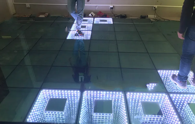 Сценическая лампа 3D Abyss зондирующая человеческая гравитационная светодиодная напольная кирпичная лампа открытый Плаза отель креативный