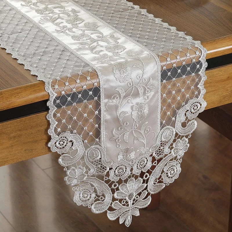 

European Embroidery Fine Lace White Simple Coffee Table Runner Mats Flag French TV Cabinet Tablecloth Wedding Holiday Decoration