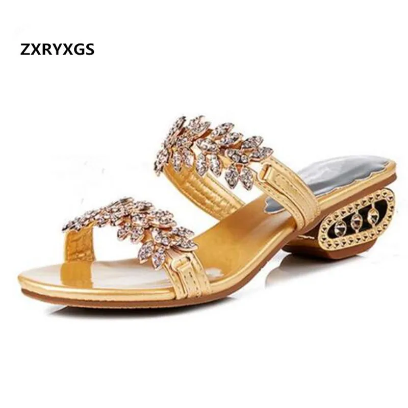 

Open Toe Rhinestones Shoes Woman Slippers Summer Sandals 2018 New Fashion Sandals Pu Leather Thick Heels Summer Women Sandals