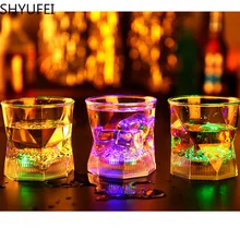 Светодиодный светильник из стекла для вина, КТВ, праздничный набор, красочная Индукционная световая чашка в воду, которая является яркой светлой чашкой