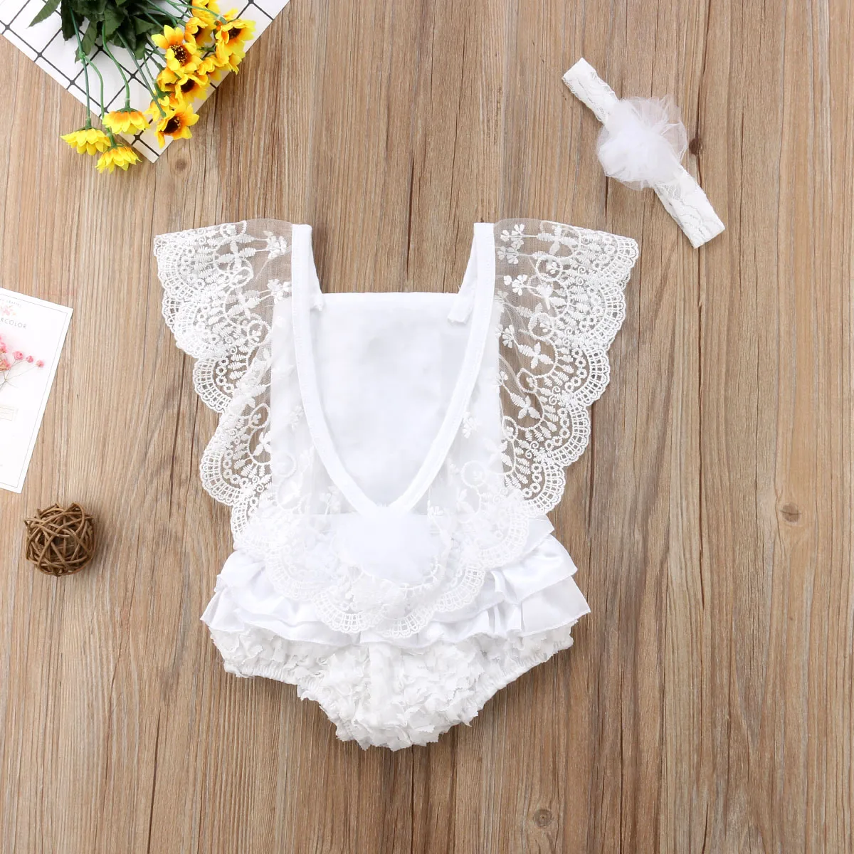 Комбинезон Emmababy с коротким рукавом и оборками для новорожденных девочек Белое