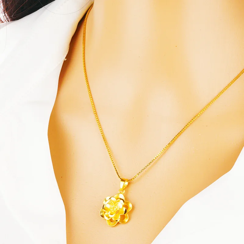 Chinese Fine 24k Gold Flower Pendants 