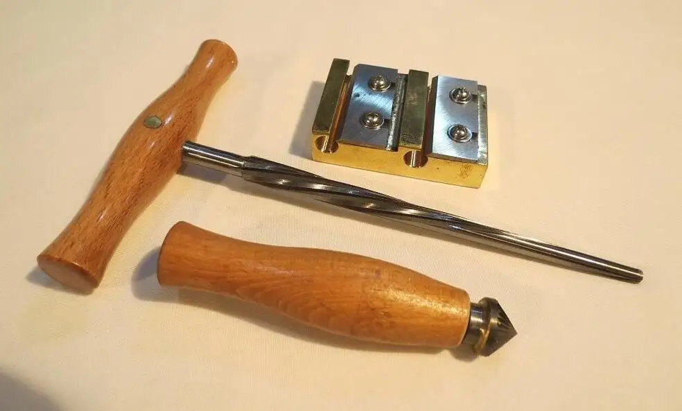 

Strong Violin make tools, Spiral Reamers ,PEG SHAVER ,Round file 3/4-4/4