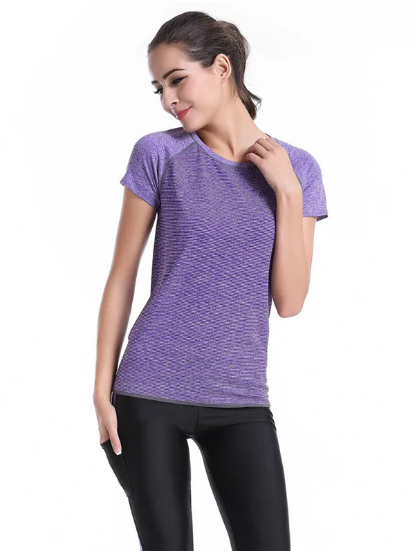 Для женщин Фитнес спортивная рубашка под управлением Бодибилдинг тренировки быстросохнущая Топы бег тренажерный зал футболки женские летние одежды Run футболка - Цвет: Фиолетовый
