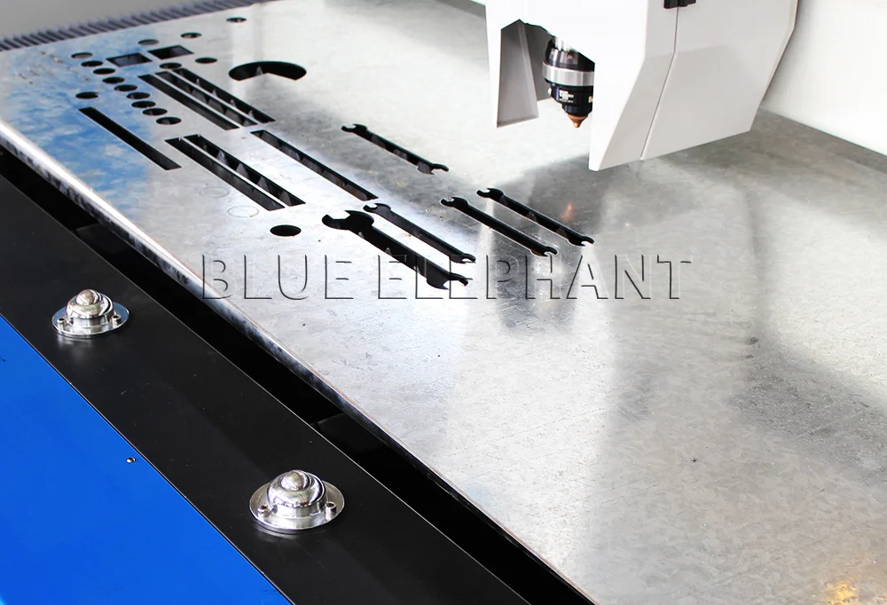 Professional supplier Blue elephant metal fiber cutting laser machine From China (6)