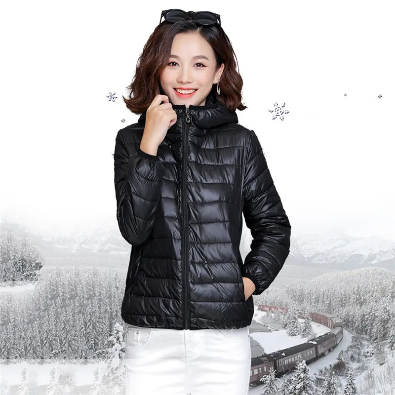 Модная куртка на утином пуху Женская с капюшоном новинка 2019 Корейская зимняя