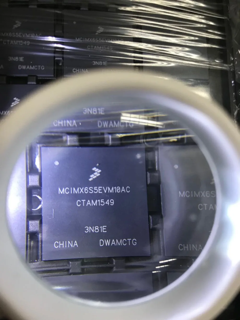 

Новый оригинальный Встроенный микроконтроллер MCIMX6S5EVM10AC BGA624 MCU
