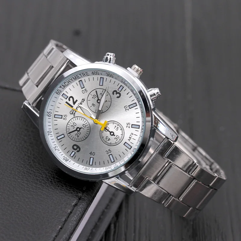 

Men's Business Watch Three Eyes Six Needles Steel Belt Watch Couple Quartz Watch Men's Watch Neutral
