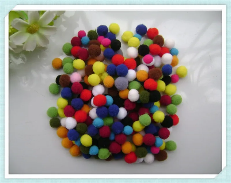 500pcs 15mm Colorful Felt Pompom Balls for Christmas Crafts Embellishments 