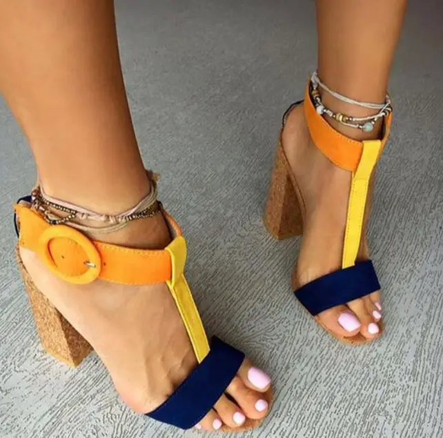 

Fashion Woodblock Colorblock chunky high heel woman T t strap buckle high heel Sandals large size custom make 42 chunky sandal