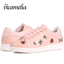 

Vicamelia 2017 Fashion Embroidery Insects Moccasins Preppy Style Casual White Shoes Autumn Sneakers Women Flats Shoes 062