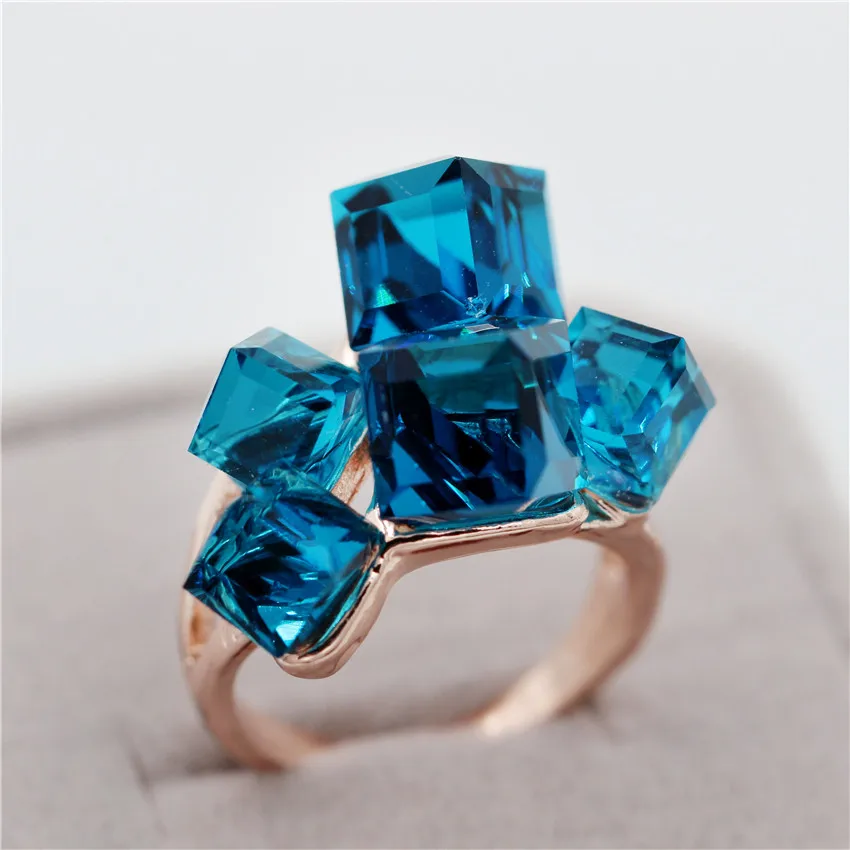 Uloveido Ladies Crystal Engagement Cocktail Ring Large for Women Zircon with Blue Stones Rhinestones Jewellery Girl Gifts GR123