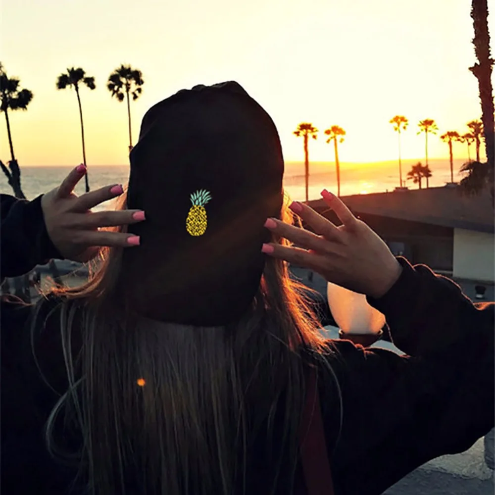 Ananas Image De Bande Dessinée Casquette De Baseball Femmes