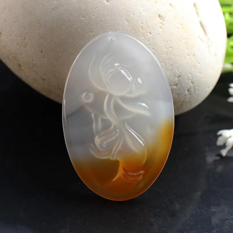 

Yu Xin Yuan fine jewelry Natural Chalcedony carved rose pendant lucky trendy women necklace jewelry