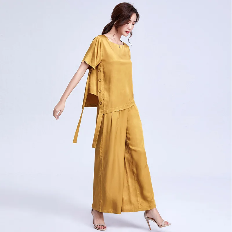 

Solid Color Cool Breathable Satin Suit 2019 New Short Sleeve Irregular Coat Pants Two-piece Suit 2 Piece Outfits for Women