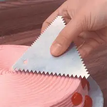 Triangle Sawtooth Shape Plastic Cake Smoother Cake Scraper Classic Fondant Tools Cake Decorating Tools