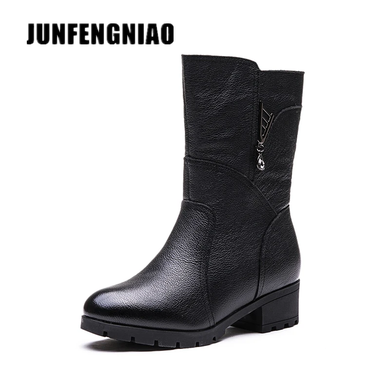 

JUNFENGNIAO Shoes Boots Flats Cow Genuine Leather Wineter Fur Plush Lining Round Toe Zipper Rubber Mid Calf Superstar GZXM-661