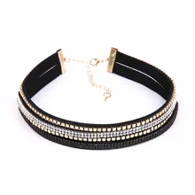 Mulheres da moda Colares de Veludo Quatro Row Rhinestone Das Senhoras Na Moda Gargantilha Colar Clavícula Cadeia de Jóias Simples Acessório @ M23