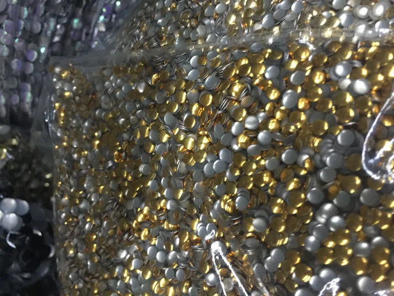 14400 шт/100 гр 3 мм Золотое круглое плоское железо на горячей фиксации nailheads Hotfix 3D