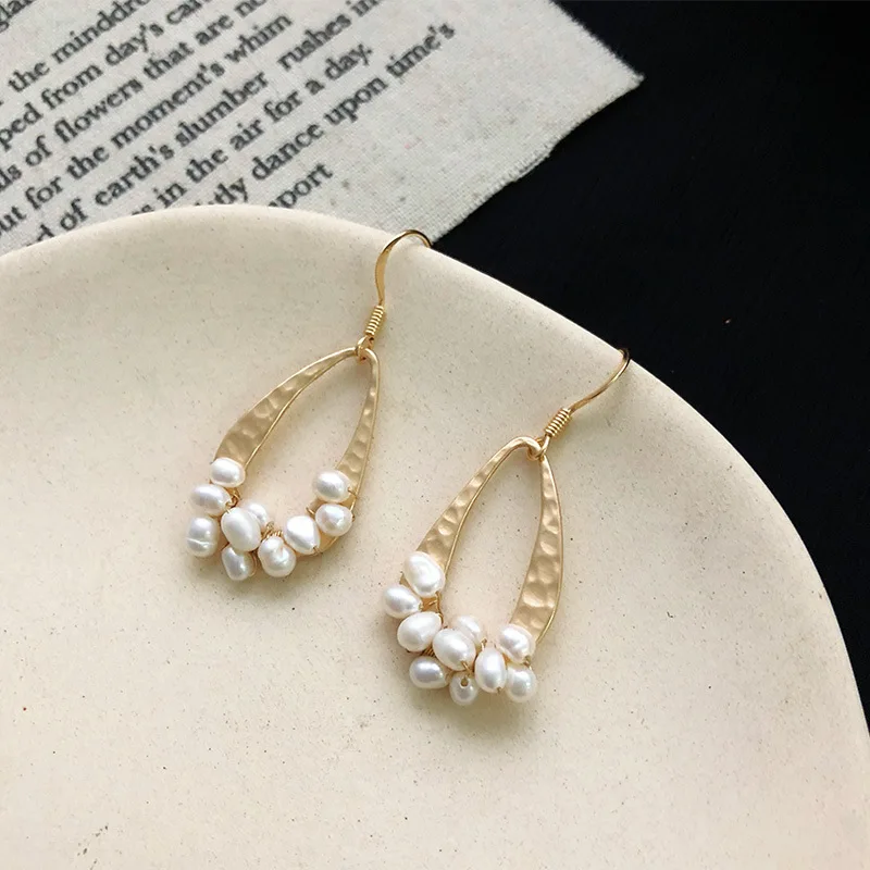 

2019 hot fashion jewelry handmade natural freshwater pearl earrings elegant party Statement earring for Girls gift for woman