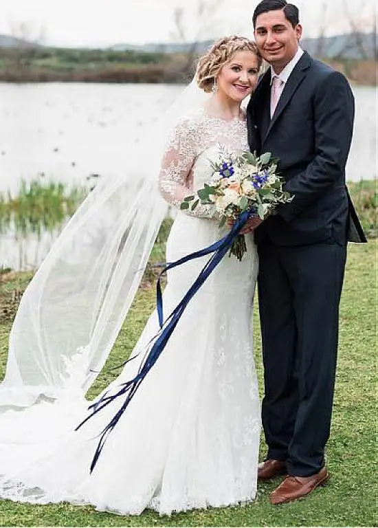 

Backless Vestido De Noiva Muslim Wedding Dresses Mermaid Long Sleeves Appliques Lace Boho Dubai Arabic Wedding Gown Bridal