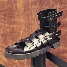 Мужские летние сандалии-гладиаторы г. Плоские лодочки с заклепками сандалии черные Ретро полоски крест-накрест мужские сандалии для подиума