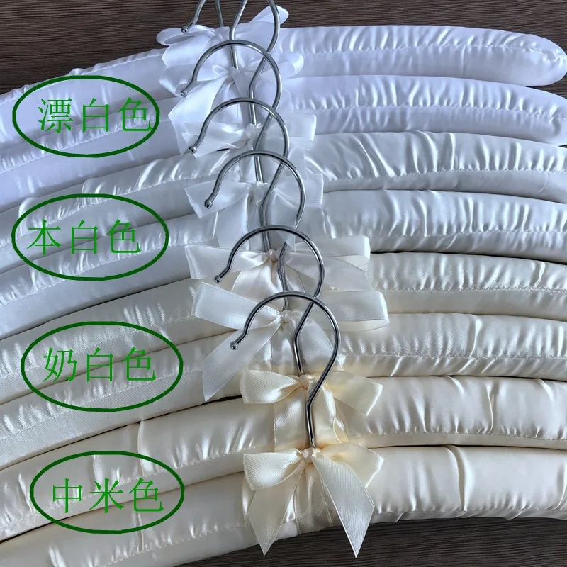 santin-padded-hangers (3)