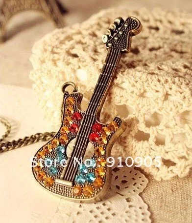 20pcs Tibetan Silver GUITARE PENDENTIFS CHARMS for jewelry making 
