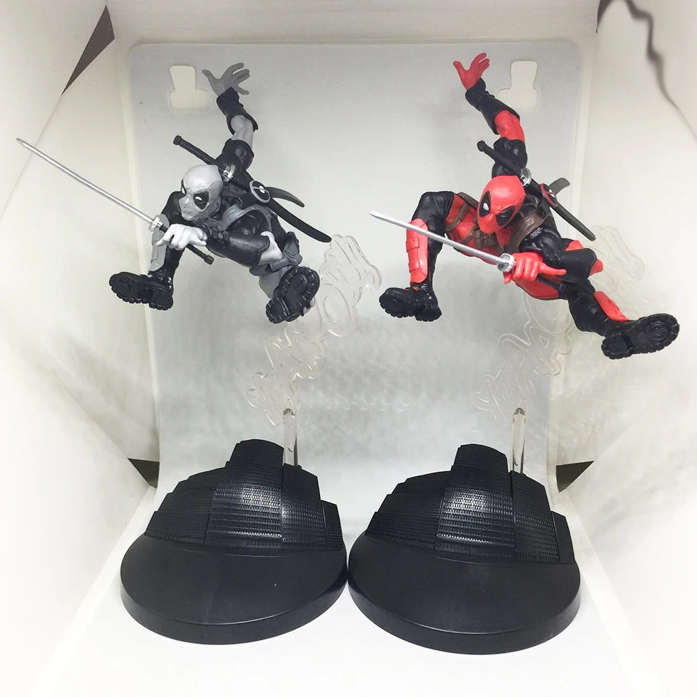 

25cm Marvel Red Grey Deadpool Creator X Creator CXC PVC Action Figure Toy Doll Brinquedos