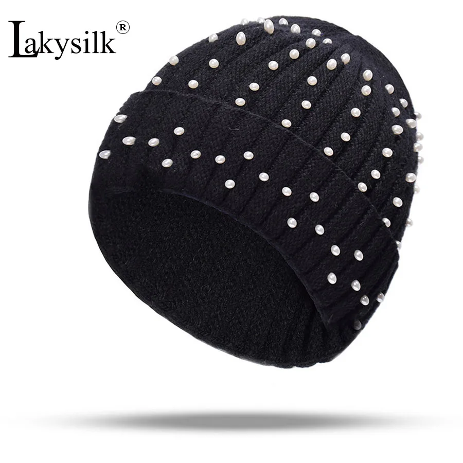 ladies black beanie hat