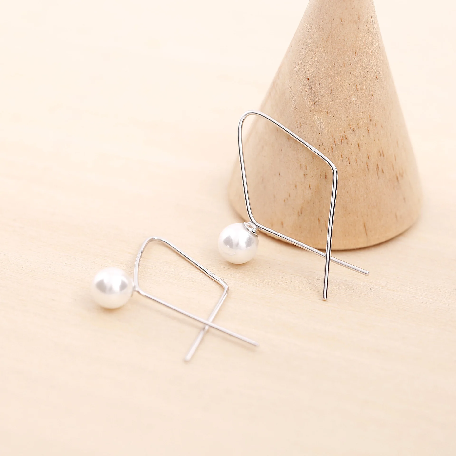 Pearl 100% стерлингового серебра 925 Ювелирные украшения гипоаллергенный серьги для
