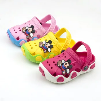 

2019 Summer Boy Girl Beach Slippers Children Micky and Minnie Sandals Babies Summer Slippers Hole Barefoot Kids Garden Shoes