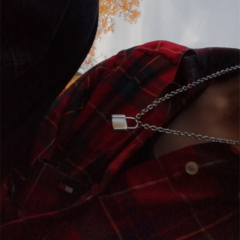 

Dropshipping Handmade Men Women Punk Rock Stainless Steel Square Lock Pendant Necklace Padlock charms Choker Necklace Jewelry
