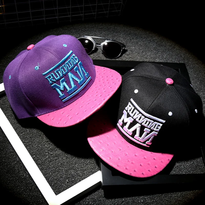 

New Fashion RUN Embroidery Hiphop Baseball Cap Man Rose Red Leather Brim Adjustable Snapback Hats Pink High Quality Casquette