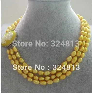 

New -3 rows elegant comfortable golden freshwater pearl necklace