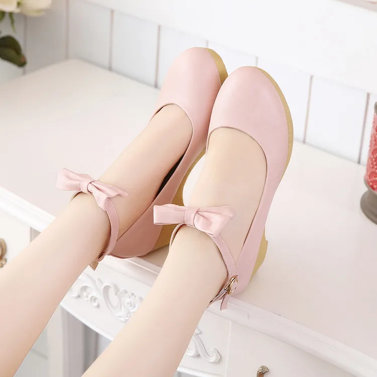 

19ss Spring and summer new sweet butterfly-knot thick heel wedges shallow round toe waterproof platform student women single sho